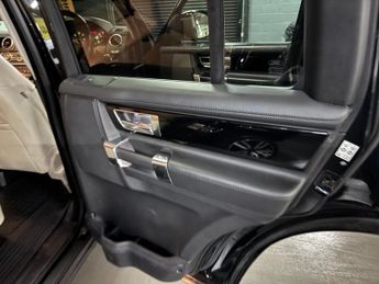 LAND ROVER DISCOVERY 4 3.0 SD V6 HSE Luxury SUV 5dr Diesel Auto 4WD Euro 5 (s/s) (255 b