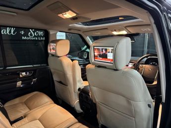 LAND ROVER DISCOVERY 4 3.0 SD V6 HSE Luxury SUV 5dr Diesel Auto 4WD Euro 5 (s/s) (255 b