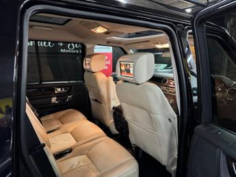 LAND ROVER DISCOVERY 4 3.0 SD V6 HSE Luxury SUV 5dr Diesel Auto 4WD Euro 5 (s/s) (255 b