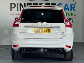 VOLVO XC60 2.4 D5 R-Design Lux Nav SUV 5dr Diesel Manual AWD Euro 6 (s/s) (