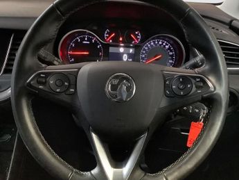 VAUXHALL GRANDLAND X 1.2 Turbo SRi Nav SUV 5dr Petrol Auto Euro 6 (s/s) (130 ps)