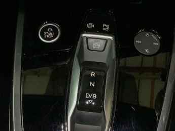 AUDI Q4 E-TRON 35 S line SUV 5dr Electric Auto 55kWh (170 ps)