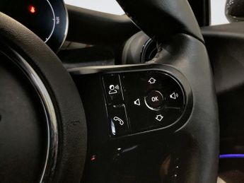 MINI Electric Hatch Cooper SE 32.6kWh Level 3 Hatchback 3dr Electric Auto (184 ps)