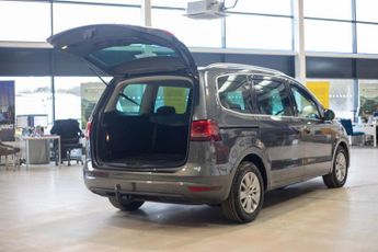 VOLKSWAGEN SHARAN 2.0 TDI BlueMotion Tech SE MPV 5dr Diesel DSG Euro 6 (s/s) (150 