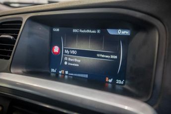 VOLVO V60 CROSS COUNTRY 2.0 D3 Lux Nav Estate 5dr Diesel Auto Euro 6 (s/s) (150 ps)