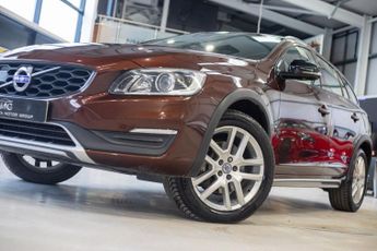 VOLVO V60 CROSS COUNTRY 2.0 D3 Lux Nav Estate 5dr Diesel Auto Euro 6 (s/s) (150 ps)