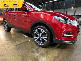 Nissan Qashqai 1.3 DIG-T N-Connecta SUV 5dr Petrol Manual Euro 6 (s/s) (140 ps)