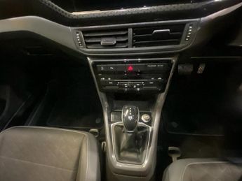 VOLKSWAGEN T-CROSS 1.0 TSI SEL SUV 5dr Petrol DSG Euro 6 (s/s) (110 ps)