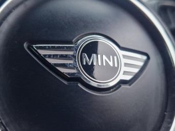 MINI COUNTRYMAN 1.5 7.6kWh Cooper SE SUV 5dr Petrol Plug-in Hybrid Auto ALL4 Eur