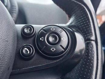 MINI COUNTRYMAN 1.5 7.6kWh Cooper SE SUV 5dr Petrol Plug-in Hybrid Auto ALL4 Eur