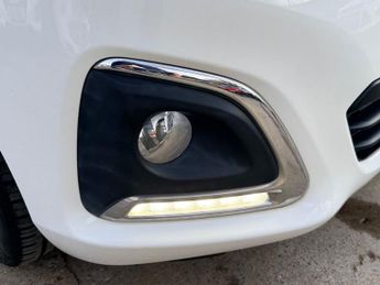 PEUGEOT 108 1.0 Collection Top! 5dr Petrol 2 Tronic Euro 6 (72 ps)