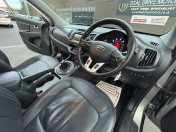 KIA SPORTAGE 2.0 CRDi KX-3 SUV 5dr Diesel Manual AWD Euro 5 (134 bhp)