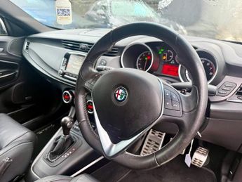 ALFA ROMEO GIULIETTA 1750 TBi Quadrifoglio Verde Hatchback 5dr Petrol TCT Euro 6 (s/s