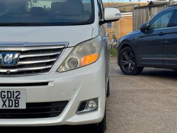 TOYOTA ALPHARD 2.4L PETROL HYBRID