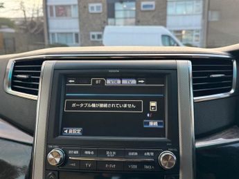 TOYOTA ALPHARD 2.4L PETROL HYBRID