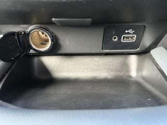NISSAN JUKE 1.0 DIG-T N-Connecta SUV 5dr Petrol DCT Auto Euro 6 (s/s) (117 p