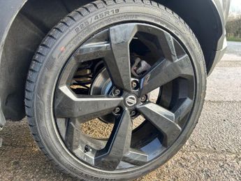 NISSAN JUKE 1.0 DIG-T N-Connecta SUV 5dr Petrol DCT Auto Euro 6 (s/s) (117 p