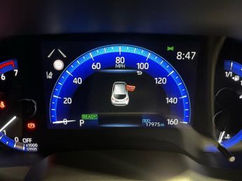 TOYOTA COROLLA 1.8 VVT-h Icon Tech Hatchback 5dr Petrol Hybrid CVT Euro 6 (s/s)