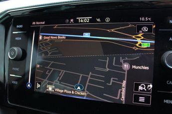 VOLKSWAGEN PASSAT 2.0 TDI EVO R-Line Estate 5dr Diesel DSG Euro 6 (s/s) (150 ps)