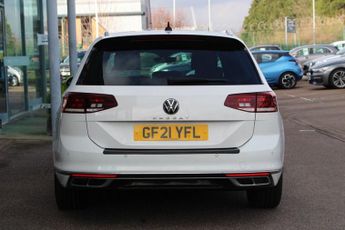VOLKSWAGEN PASSAT 2.0 TDI EVO R-Line Estate 5dr Diesel DSG Euro 6 (s/s) (150 ps)