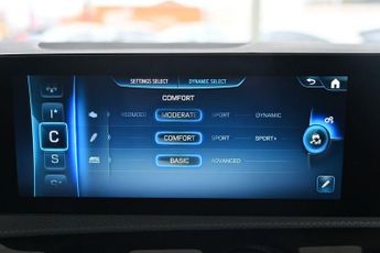 MERCEDES-BENZ A-CLASS 2.0 A35h MHEV AMG Touring Edition Hatchback 5dr Petrol Hybrid 7G