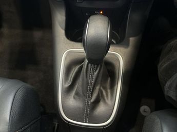 CITROEN C3 1.2 PureTech MAX Hatchback 5dr Petrol EAT6 Euro 6 (s/s) (110 ps)