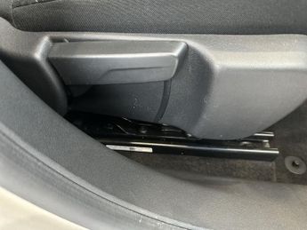 CITROEN C3 1.2 PureTech MAX Hatchback 5dr Petrol EAT6 Euro 6 (s/s) (110 ps)