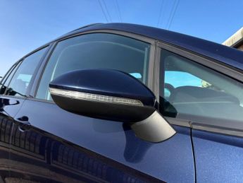 VOLKSWAGEN GOLF SV 1.6 TDI BlueMotion Tech SE MPV 5dr Diesel DSG Euro 6 (s/s) (110 