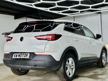 VAUXHALL GRANDLAND X 1.5 Turbo D BlueInjection SE SUV 5dr Diesel Auto 8Spd Euro 6 (s/