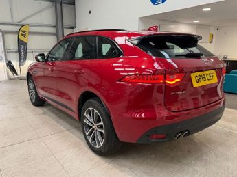 JAGUAR F-PACE 2.0 D180 R-Sport SUV 5dr Diesel Auto Euro 6 (s/s) (180 ps)
