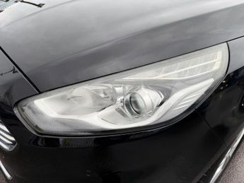 FORD S-MAX 2.0 TDCi Titanium MPV 5dr Diesel Powershift Euro 6 (s/s) (150 ps