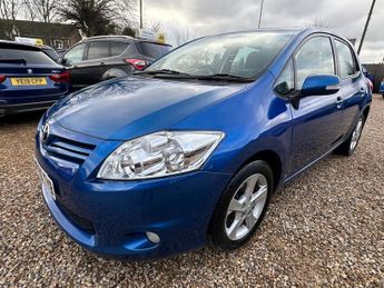 Toyota Auris 1.6 V-Matic TR Hatchback 5dr Petrol Manual Euro 5 (132 ps)