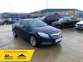 Vauxhall Insignia 2.0 CDTi ecoFLEX Exclusiv Hatchback 5dr Diesel Manual Euro 5 (s/