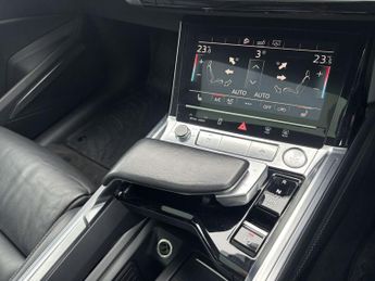 AUDI E-TRON 55 Launch Edition Sportback 5dr Electric Auto quattro 95kWh (408