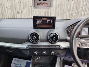 AUDI Q2 1.6 TDI 30 S line SUV 5dr Diesel S Tronic Euro 6 (s/s) (116 ps)