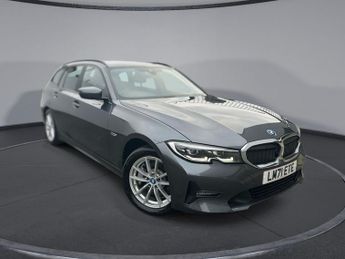 BMW 330 2.0 330e 12kWh SE Pro Touring 5dr Petrol Plug-in Hybrid Auto xDr