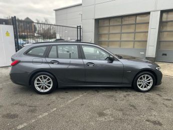 BMW 3 SERIES 2.0 330e 12kWh SE Pro Touring 5dr Petrol Plug-in Hybrid Auto xDr