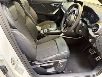 AUDI Q2 1.5 TFSI CoD 35 S line SUV 5dr Petrol S Tronic Euro 6 (s/s) (150