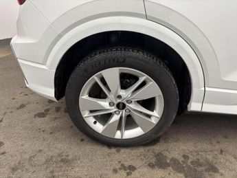 AUDI Q2 1.5 TFSI CoD 35 S line SUV 5dr Petrol S Tronic Euro 6 (s/s) (150