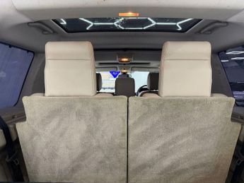 LAND ROVER DISCOVERY 4 3.0 TD V6 HSE SUV 5dr Diesel Auto 4WD Euro 4 (245 ps)