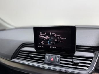 AUDI Q5 2.0 TDI Sport SUV 5dr Diesel S Tronic quattro Euro 6 (s/s) (190 