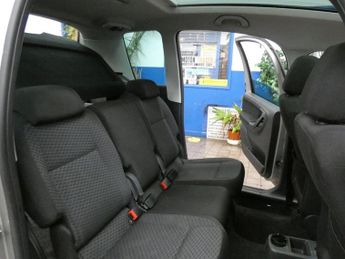 SKODA ROOMSTER 1.6 TDI SE Plus MPV 5dr Diesel Manual Euro 5 (105 ps)