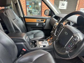 LAND ROVER DISCOVERY 4 3.0 SD V6 HSE SUV 5dr Diesel Auto 4WD Euro 5 (s/s) (255 bhp)