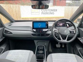 VOLKSWAGEN ID.3 Pro Performance 58kWh Life Hatchback 5dr Electric Auto (204 ps)