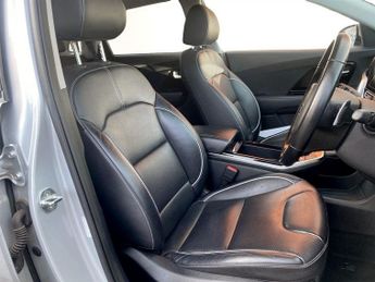 KIA NIRO 64kWh 3 SUV 5dr Electric Auto (201 bhp)
