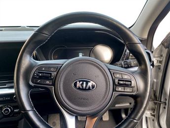 KIA NIRO 64kWh 3 SUV 5dr Electric Auto (201 bhp)