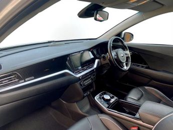 KIA NIRO 64kWh 3 SUV 5dr Electric Auto (201 bhp)