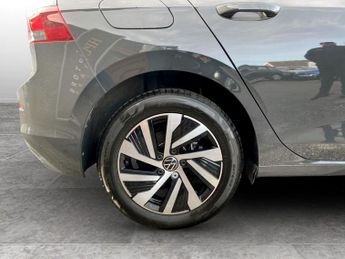 VOLKSWAGEN GOLF 1.4 TSI 13kWh Style Hatchback 5dr Petrol Plug-in Hybrid DSG Euro