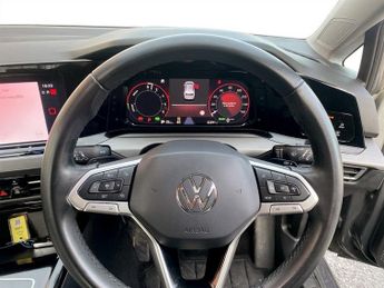 VOLKSWAGEN GOLF 1.4 TSI 13kWh Style Hatchback 5dr Petrol Plug-in Hybrid DSG Euro