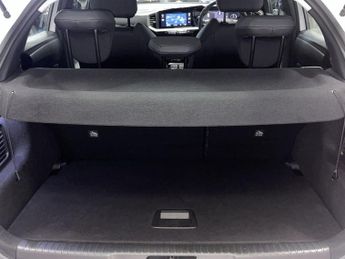 VAUXHALL MOKKA ELECTRIC 50kWh Elite Premium SUV 5dr Electric Auto (136 ps)